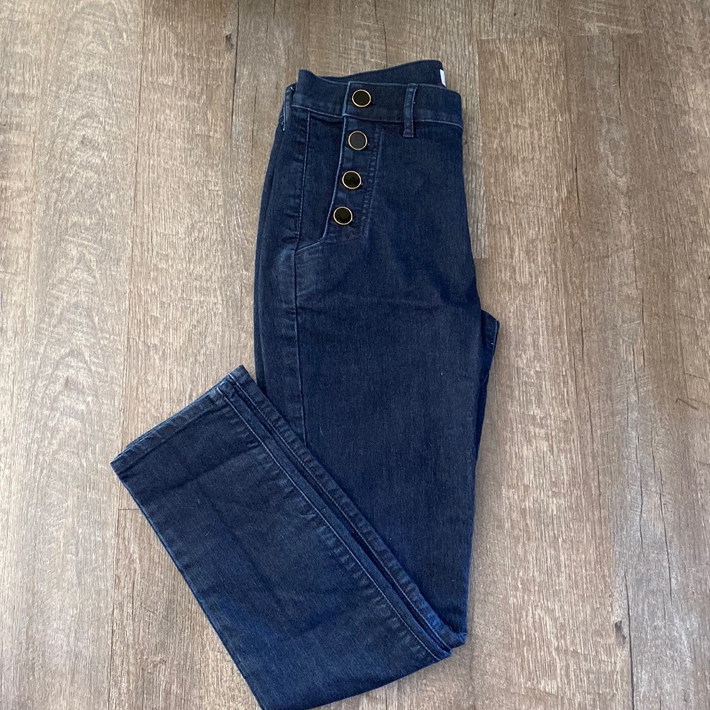 LOFT PETITE skinny jeans with nautical buttons 💙❤️